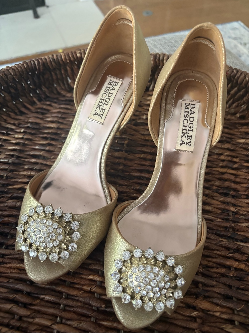 Badgley Mischka Gold Crystal-Embellished D'Orsay Heels